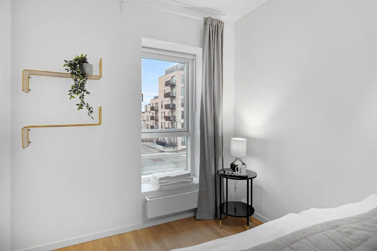 Modern 3-Bedroom Apartment Near Metro Station In Copenhagen Orestad