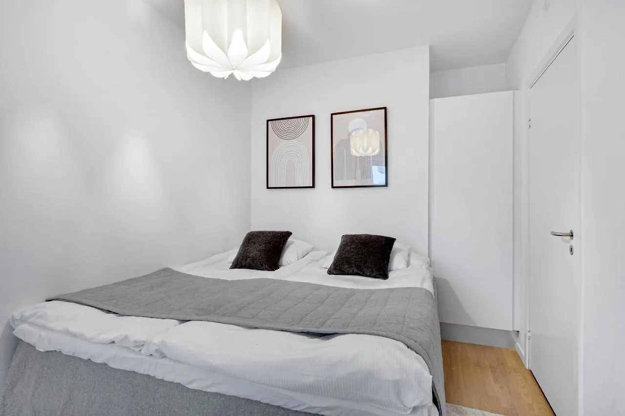 Modern 3-Bedroom Apartment Near Metro Station In Copenhagen Orestad 0*,  Danimarka
