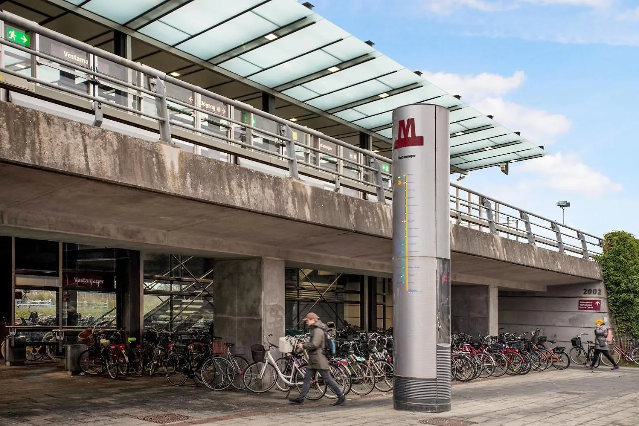 Modern 3-Bedroom Apartment Near Metro Station In Copenhagen Orestad