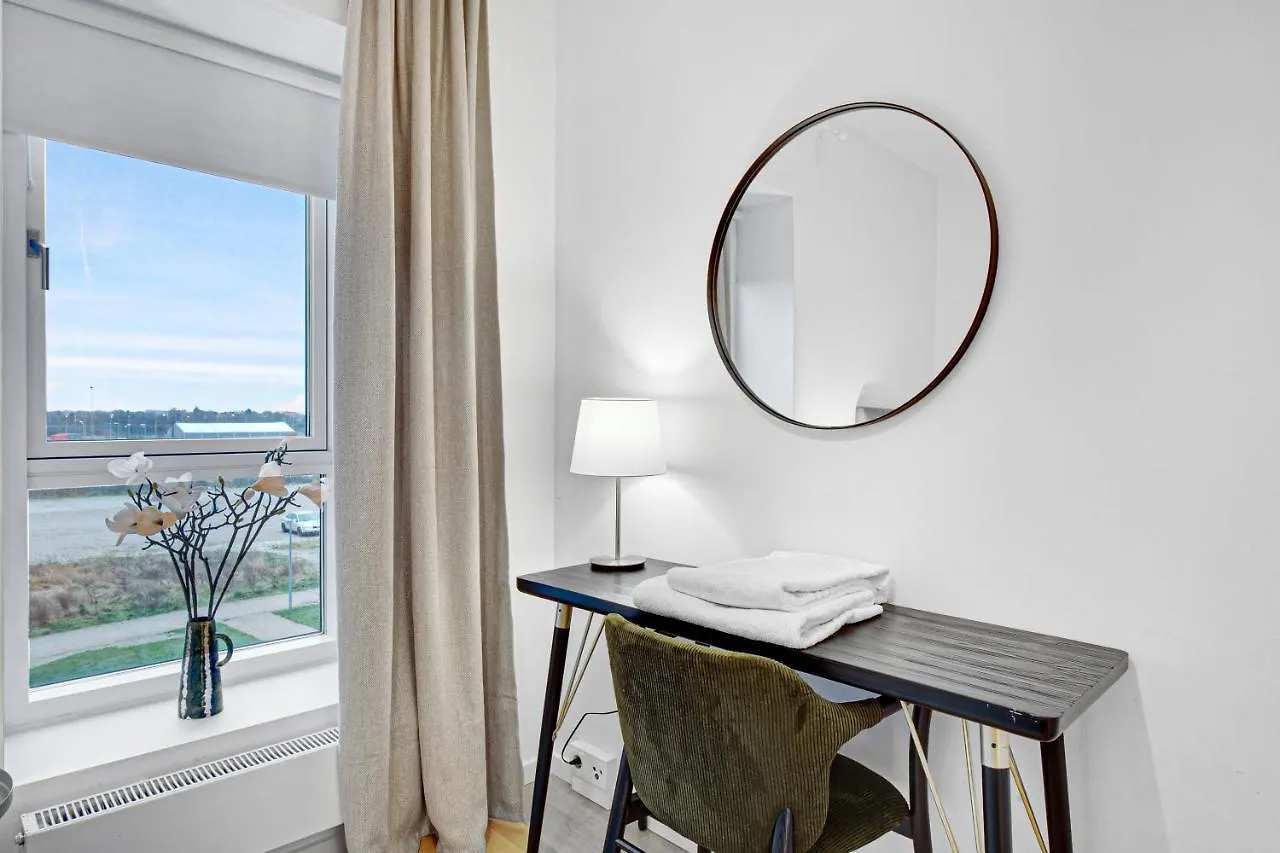 Modern 3-Bedroom Apartment Near Metro Station In Copenhagen Orestad